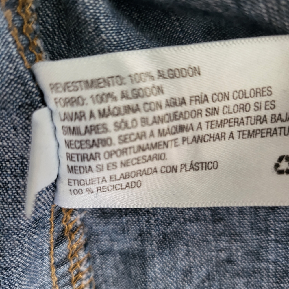 Universal Thread Blue Denim Top - Picture 5 of 5